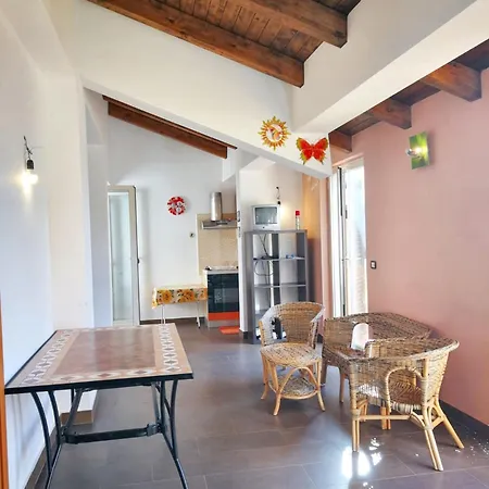 Mountain View Retreat At Apartment Casalvecchio Siculo